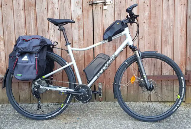 BTWIN riverside 900 Hybrid bike fitted with a tongsheng tsdz2 mid drive electric bike conversion kit