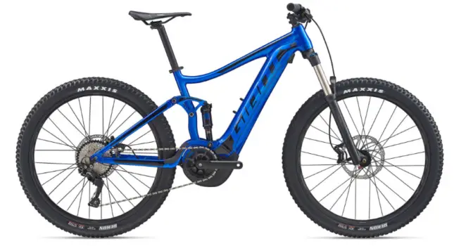 The Giant Stance E +2 looks great in the Cobalt Blue colour scheme giant stance e +2 electric mountain bike