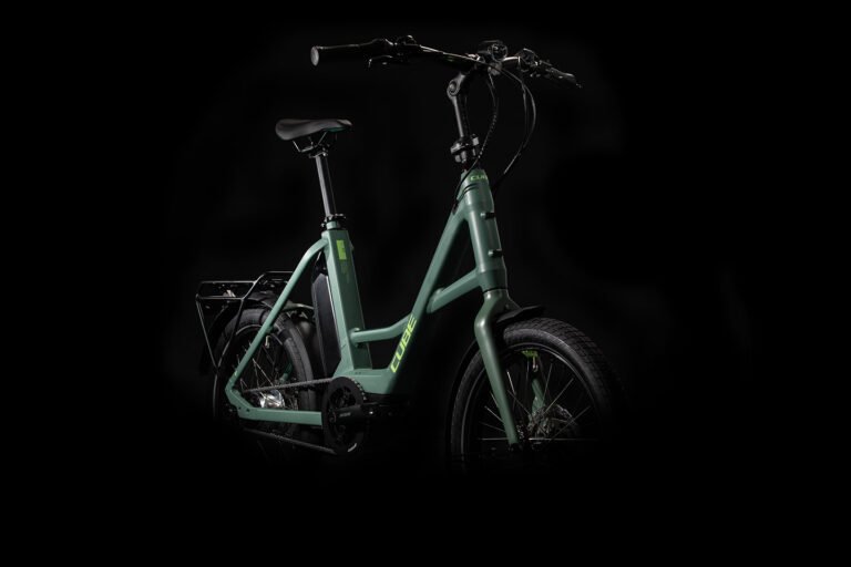 立方体紧凑混合动力20“电动自行车评论