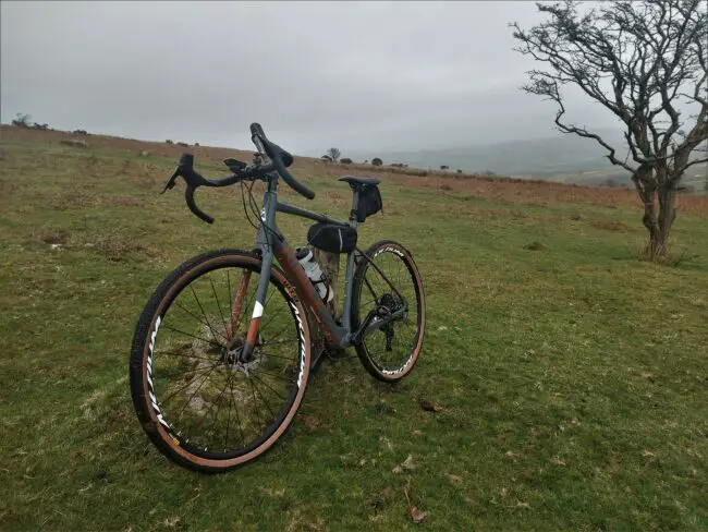 the ribble cgr al e up a hill on bodmin moor