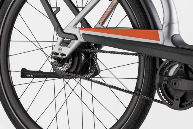 The Enviolo CVT hub gearing and Gates carbon drive are maintenance-free enviolo cvt hub gear on the cannondale mavaro neo 1