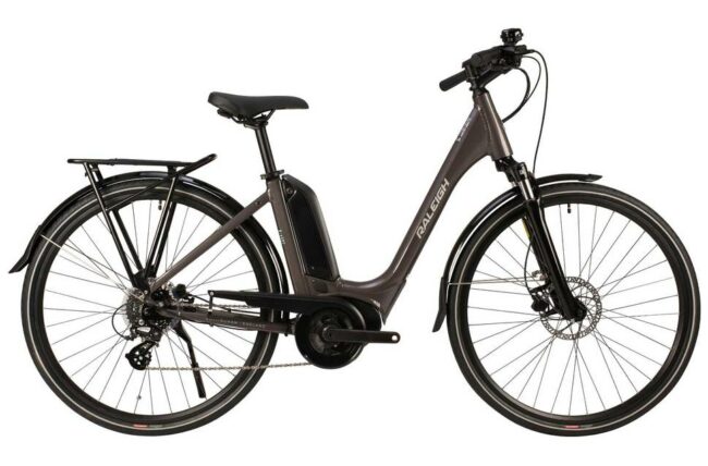 revisión de bicicleta eléctrica raleigh motus low step