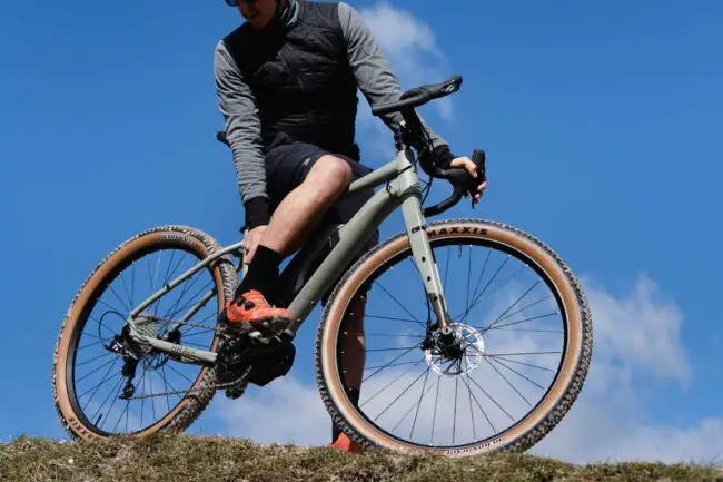 Cairn BRAVe - New Electric Adventure / Gravel Bikes 2