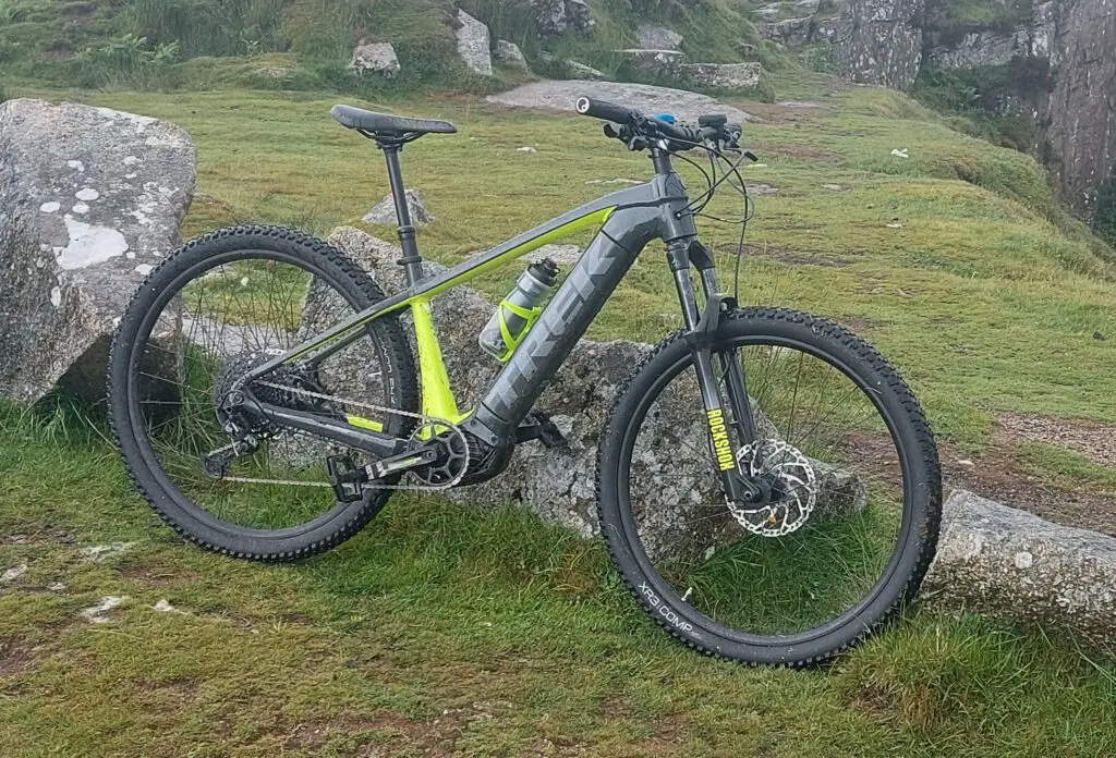 trek powerfly 5 pictured on bodmin mor