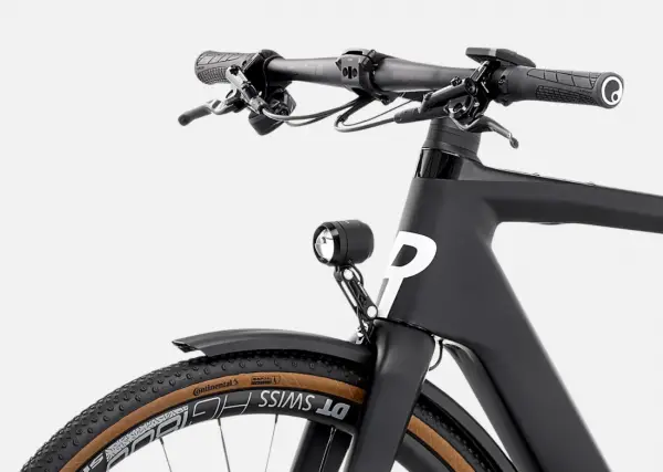 Rose Bikes Backroad+ Urban(技术规格和概述)6 backroad+城市大灯和车把