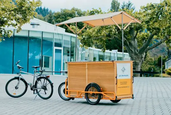 commercial bike trailer