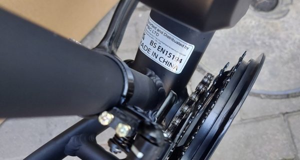 Test de l'Eleglide M1 Plus : un vélo électrique étonnamment bon marché 13 eleglide m1 plus engrenage