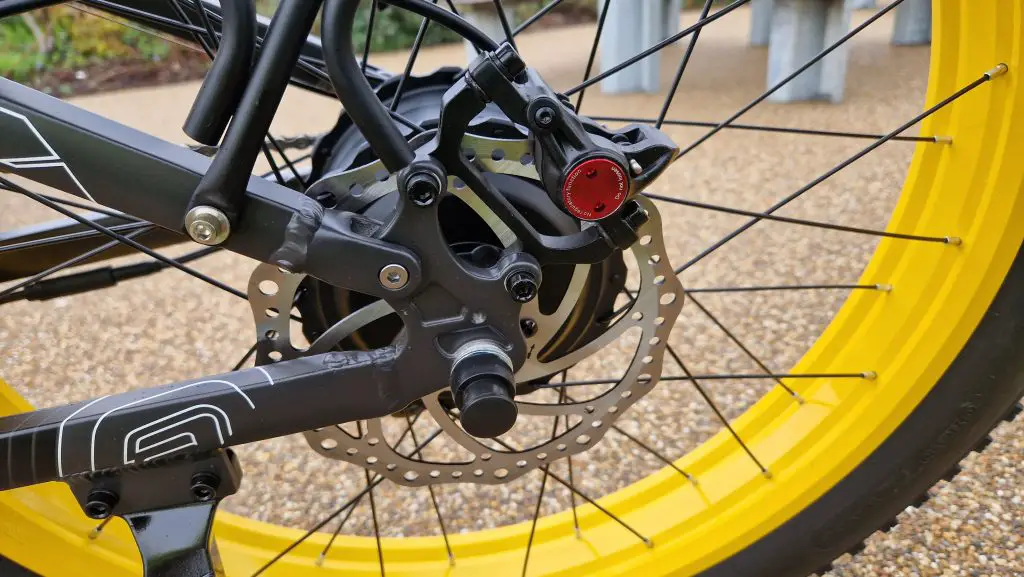 Lankeleisi XT750 Plus Review: Big, Bold and Fun? 9 lankeleisi xt750 plus zoom hydraulic brakes