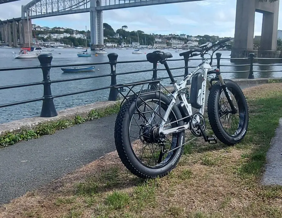 bästa elcyklar för tunga cyklister