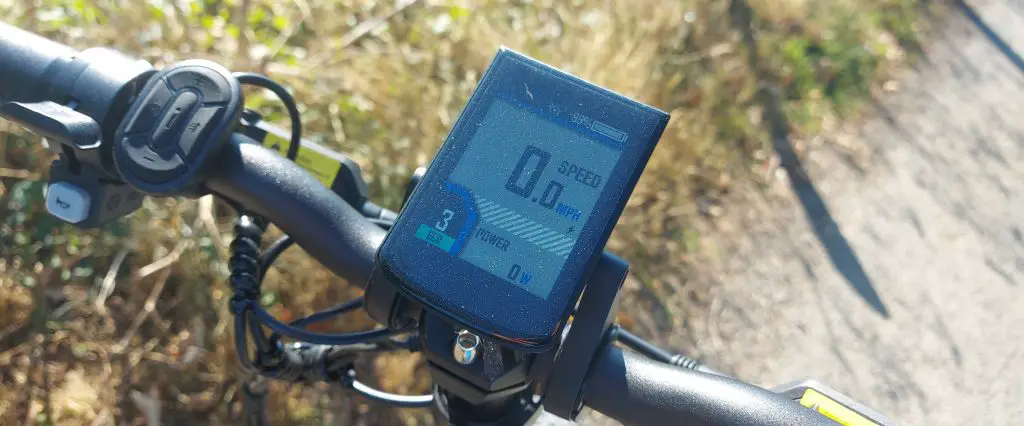 Engwe Engine Pro 750w review: zwaar maar erg leuk om te rijden 5 engwe engine pro display en bedieningspaneel