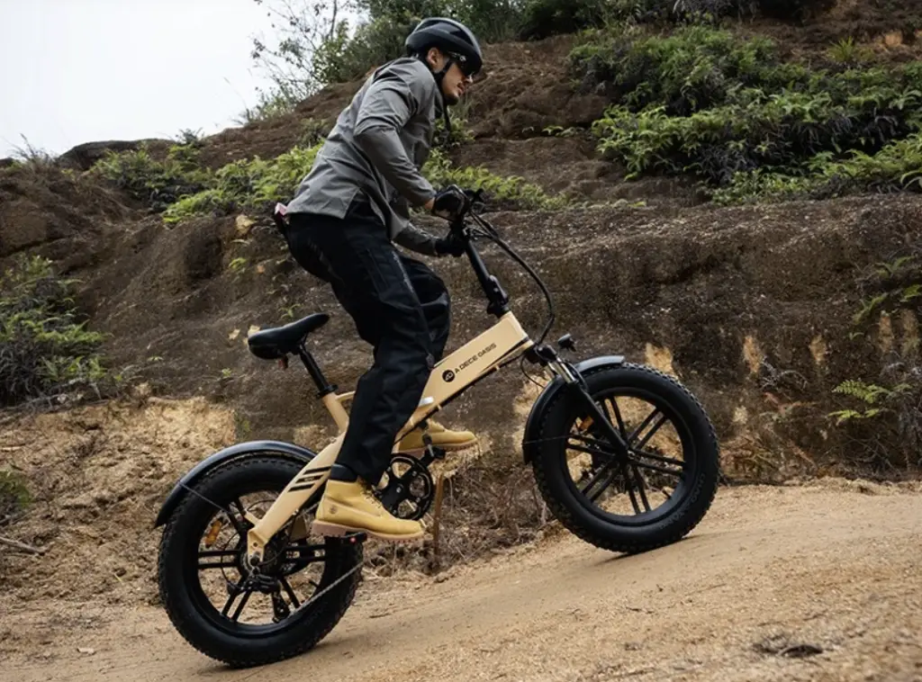 e-bike hill climbing