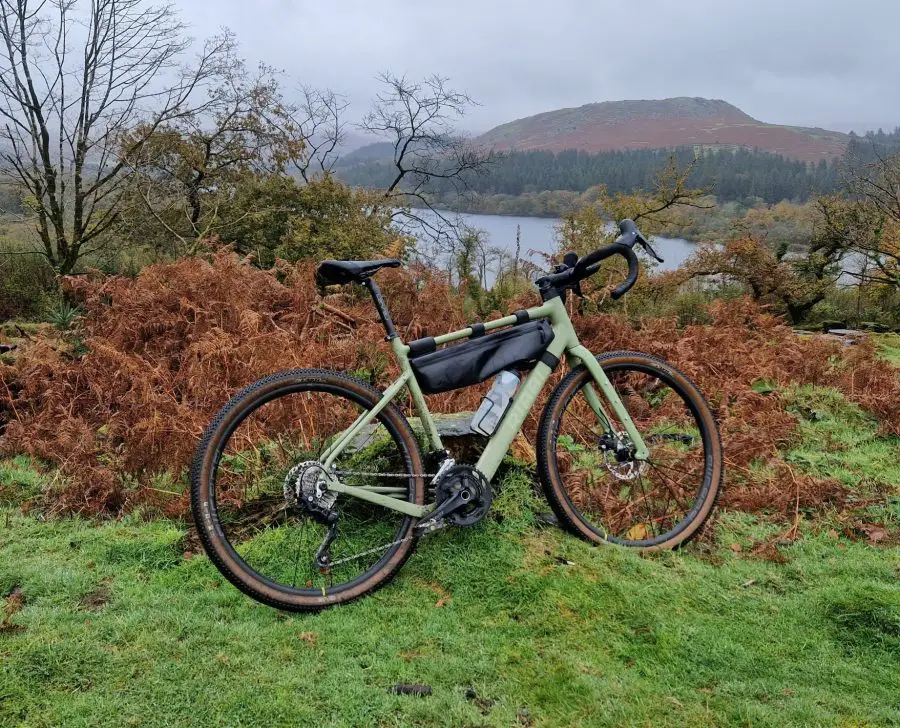 geribde grind e-bike op Dartmoor UK