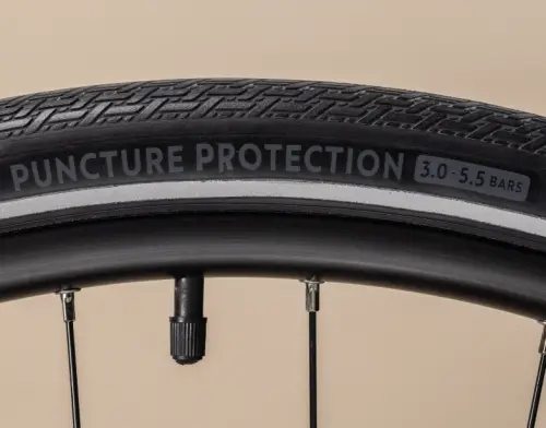 Decathlon Elops LD500e Electric Bike - First Look 8 decathlon elops ld500e tyres