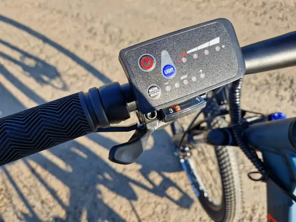 Eleglide M1 Review - Best E-Bike Under £600? 11 eleglide m1 display
