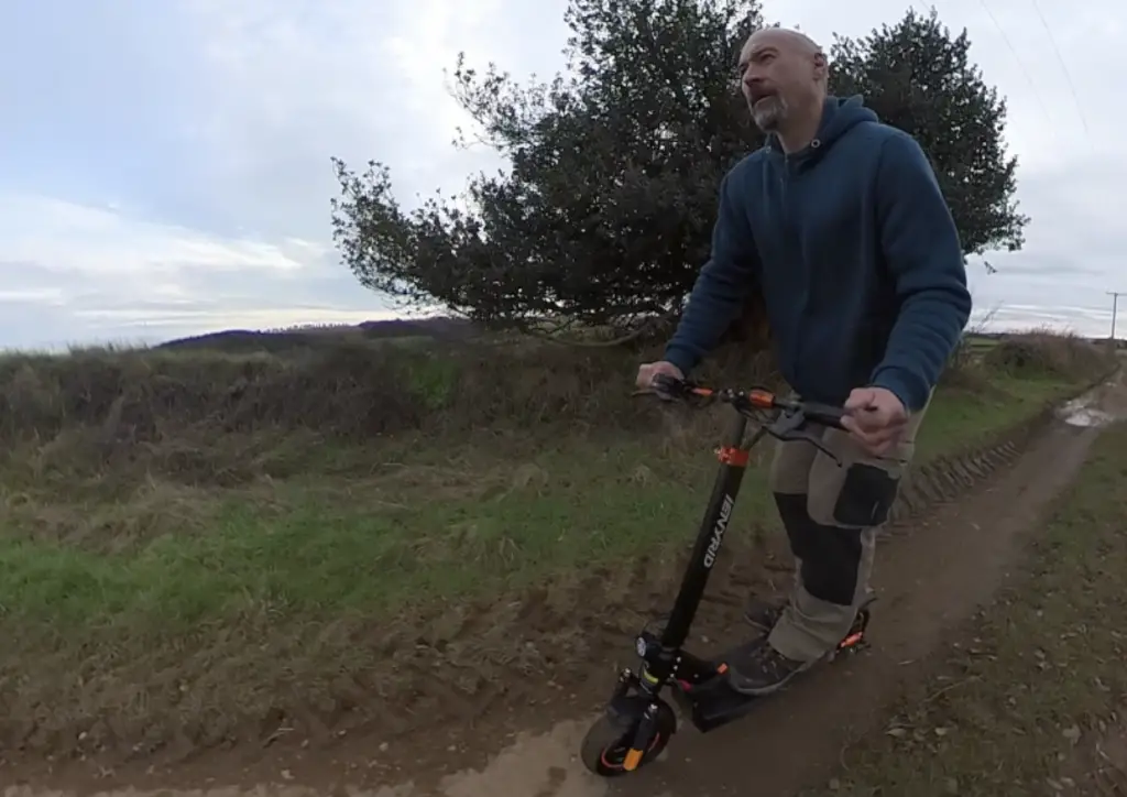 iEnyrid M4 Pro S: Great Budget Option for Commuters 3 ienyrid m4 pro s plus review