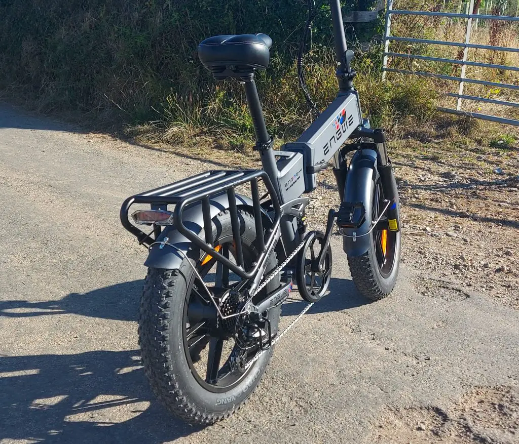 Engwe Engine Pro 750w review: zwaar maar erg leuk om te rijden 9 engwe engine pro achteraanzicht
