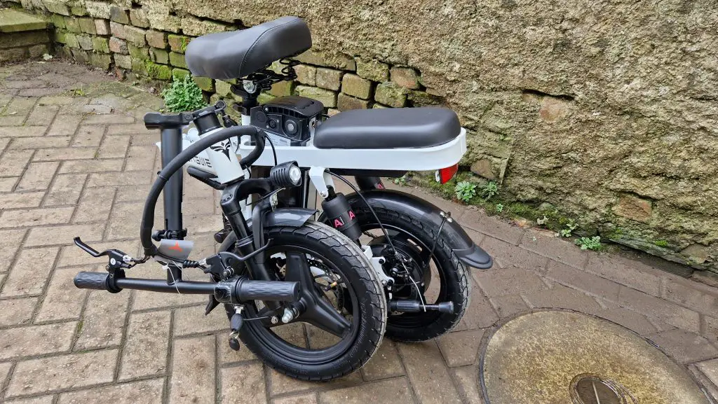 Engwe T14 Review: Affordable Commuting Option? 10 engwe t14 folded up