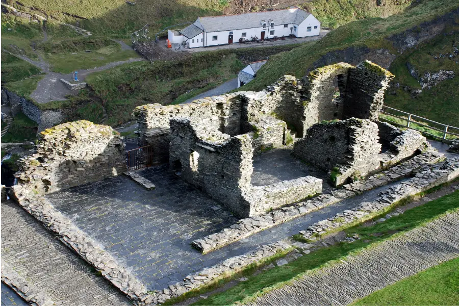 tintagel slott