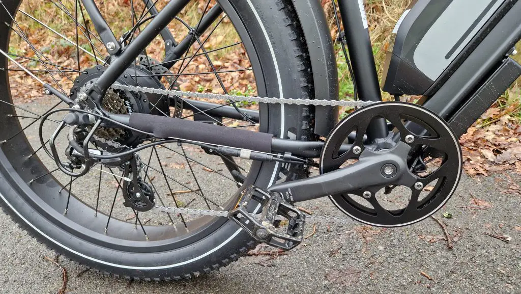 Odkrito električno kolo Himiway Cruiser: Ali je vredno vašega težko prisluženega denarja? 6 gonilo himiway cruiser