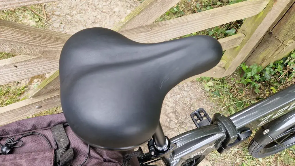 PVY Z20 Pro review: New budget folding e-bike 9 pvy z20 pro saddle