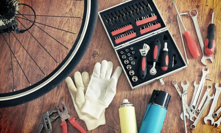 Bežné problémy s e-bicyklami: Ako ich riešiť a opraviť