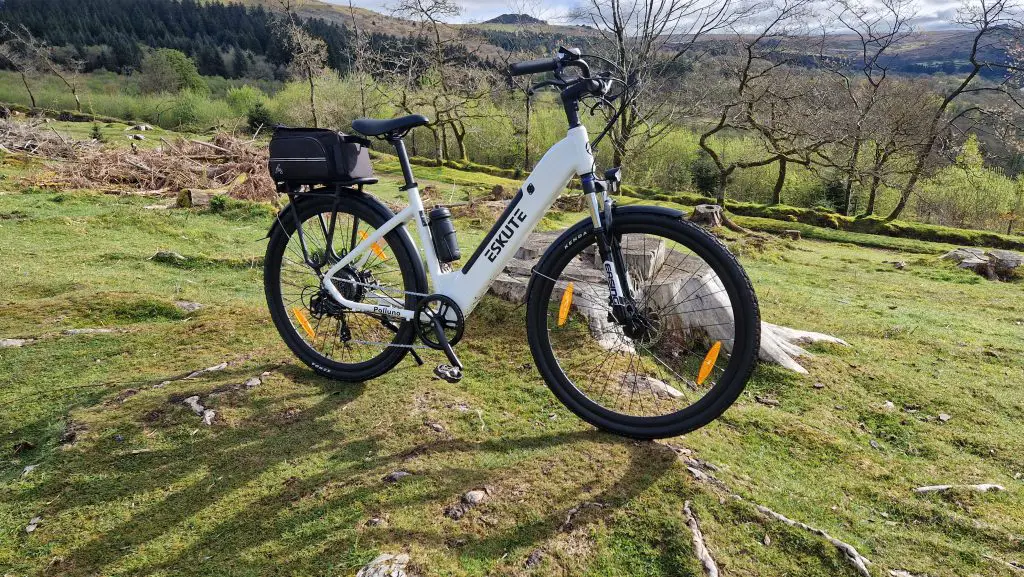 eskute polluno plus bestes E-Bike mit tiefem Durchstieg für 2023