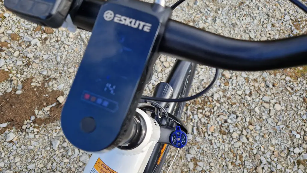 Eskute Polluno Plus review: best battery range for the price 5 eskute polluno plus display and controls