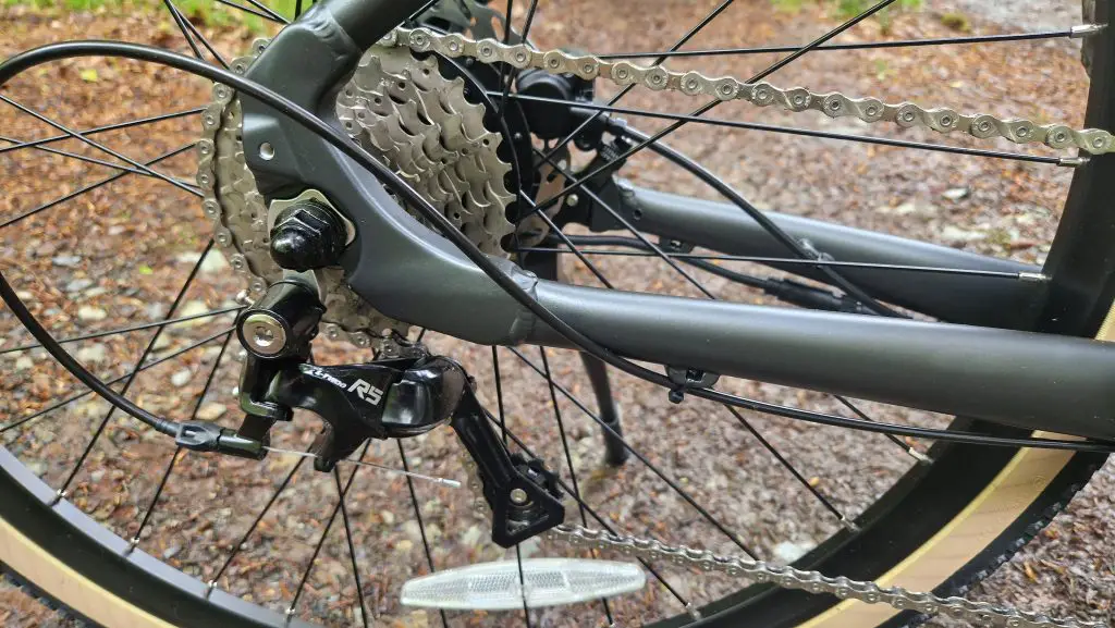 Fiido C21 E-Gravel Review: Affordable and Lightweight E-Bike 8 fiido c21 e-gravel l-twoo 9-speed derailleur