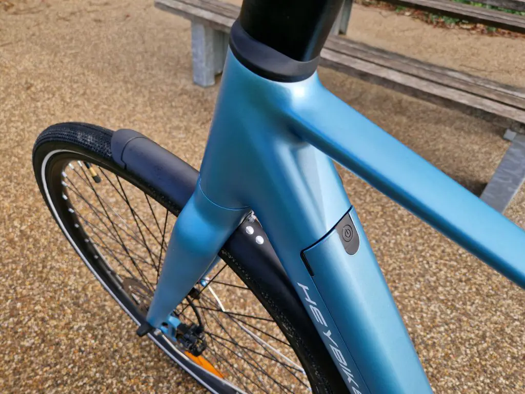 close-up do quadro da e-bike heybike ec1